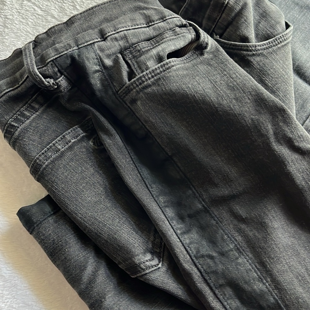 Madewell Women's Charcoal Straight Leg Jeans - Picture 5 of 8